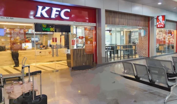 KFC Senai Airport 1 kfc senai airport