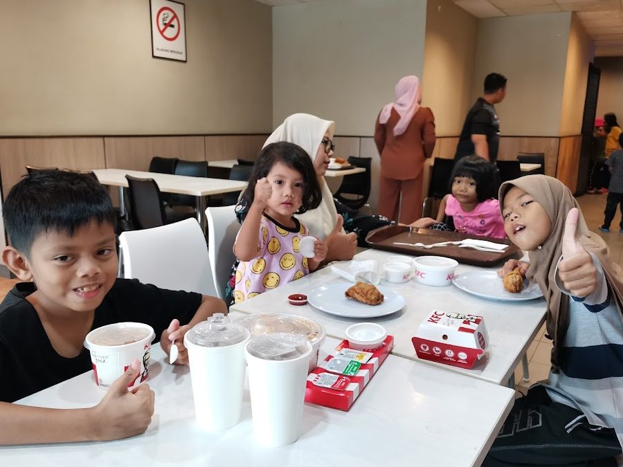 kfc tumpat