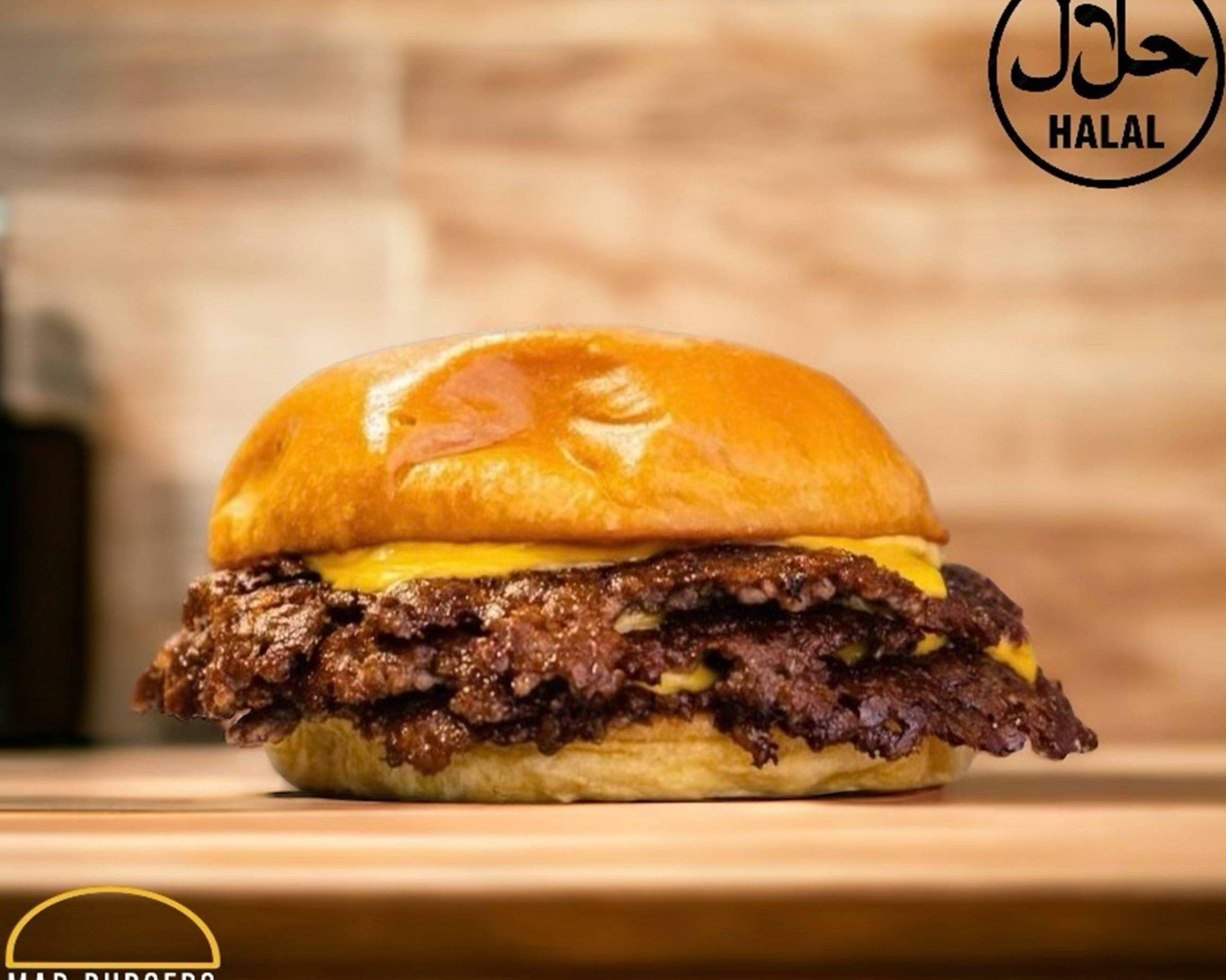 MADZ' Burger 1 madz burger scaled
