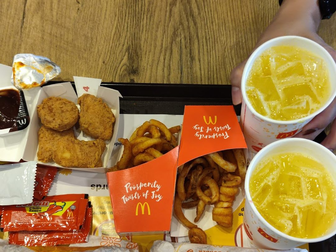 McDonald's Batu Berendam DT 1 mcdonalds batu berendam dt
