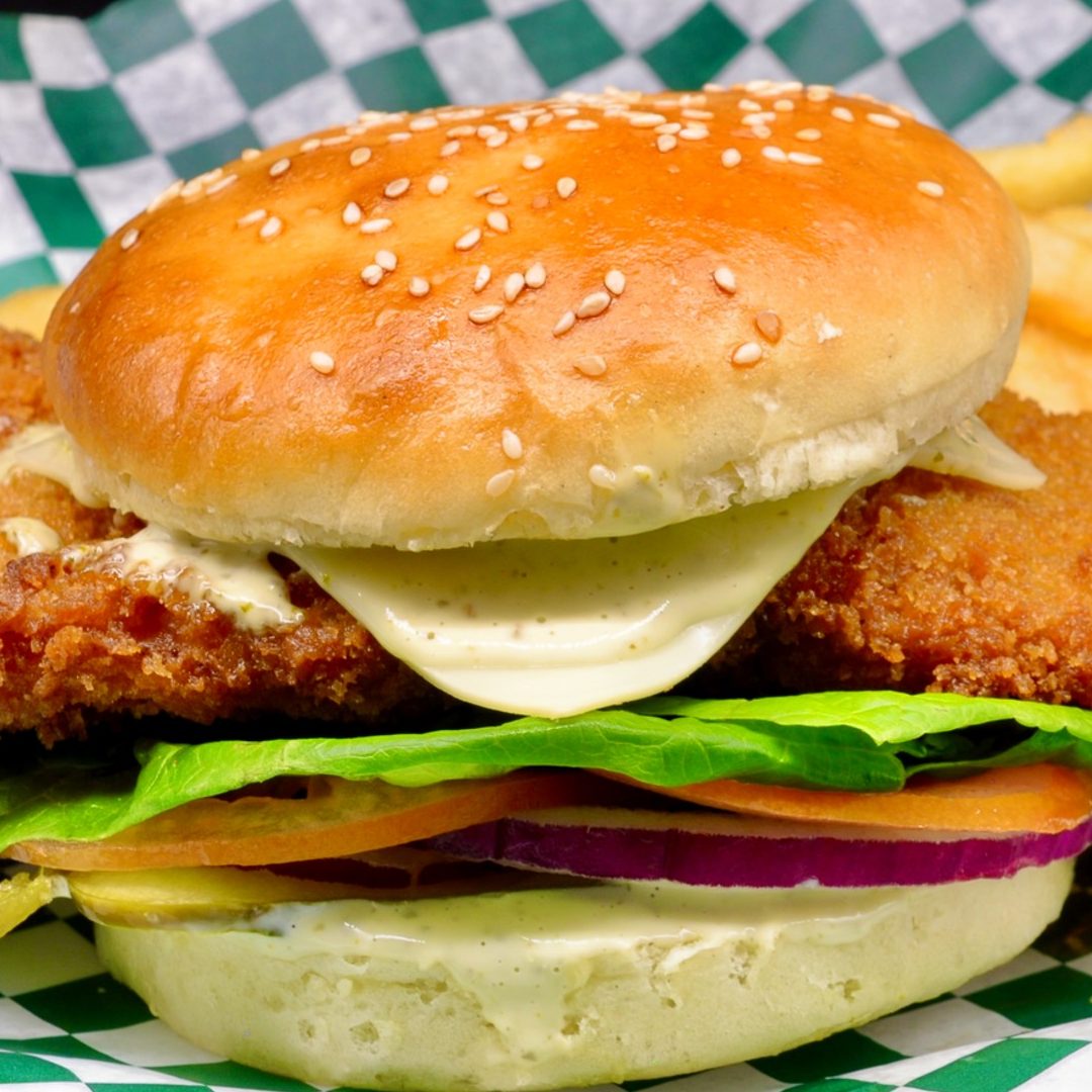 Midnight Burger (Burger Ayam Crispy) 1 midnight burger burger ayam crispy