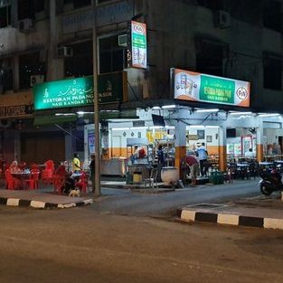 restoran padang pasir