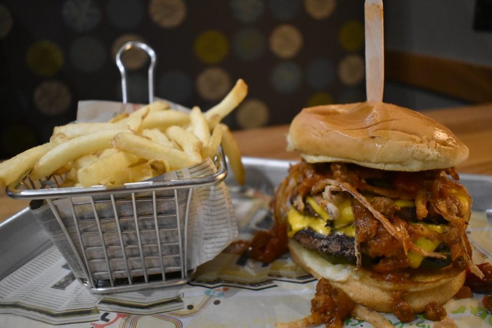 walaffus burger jalan balam