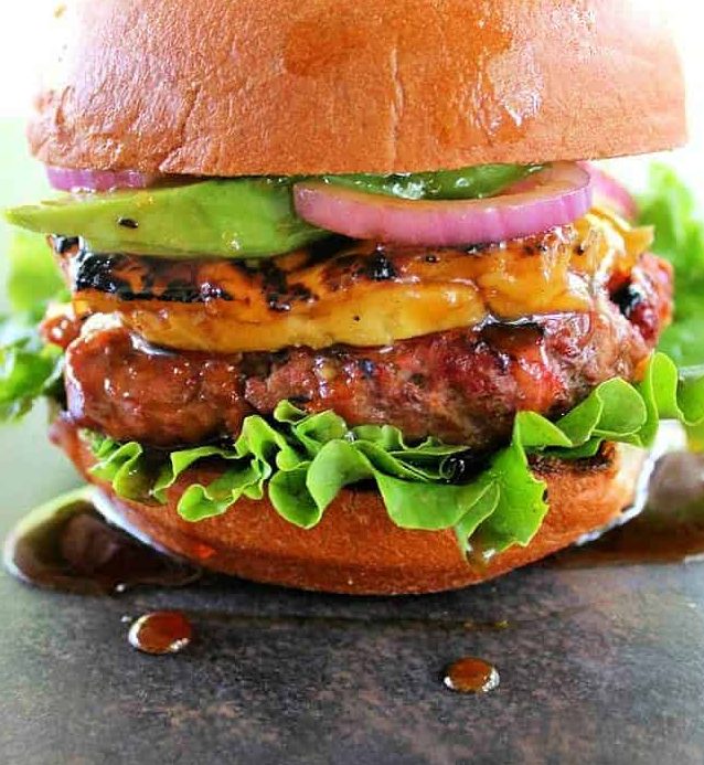 Yuwaiq Burger 1 yuwaiq burger